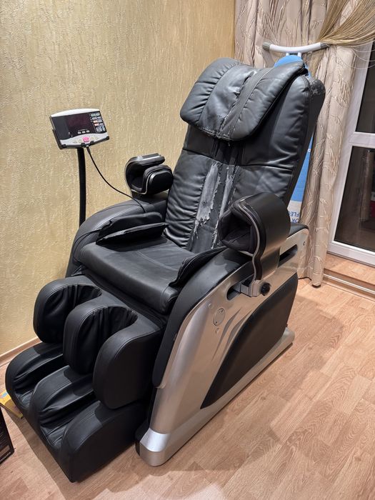Массажное кресло