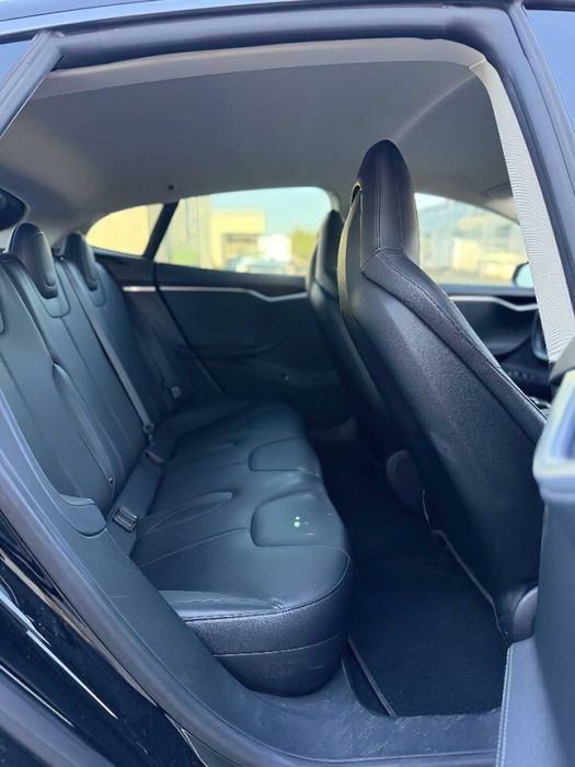 Tesla Model S      2013