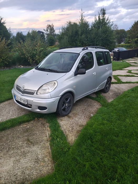 Toyota Yaris Verso
