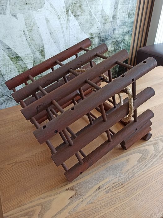 Stojak na wino drewniany