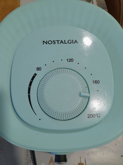 Mini Air Fryer . Capacidade 2, 5 litros.