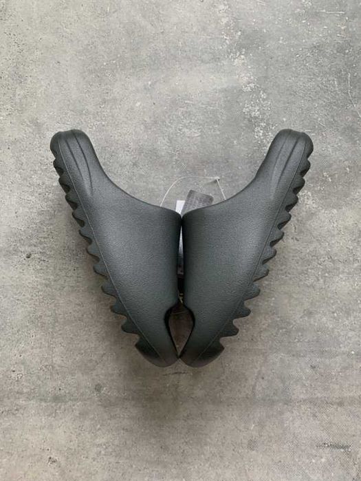 adidas Yeezy Slide Onyx R.38