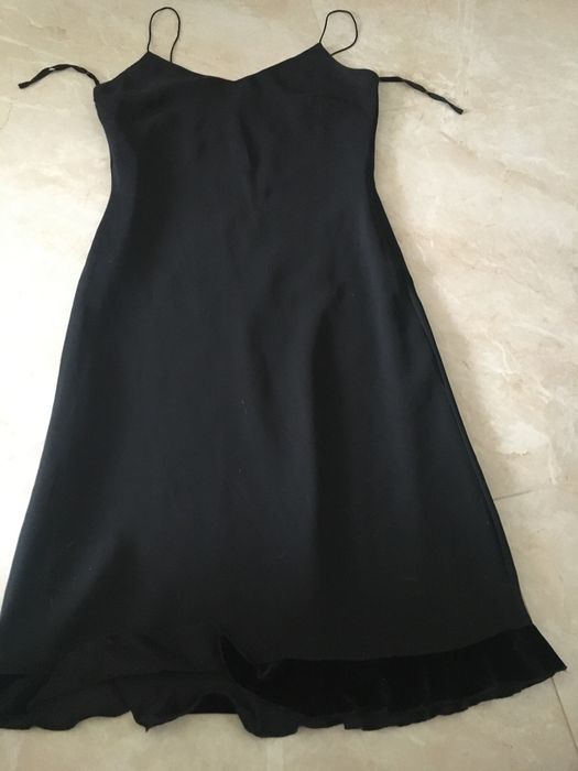 Czarna klasyczna sukienka 38 C&A
