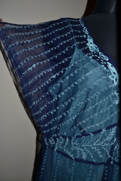 Long Tall SALLY cudna sukienka z siateczki haftowana 46/48