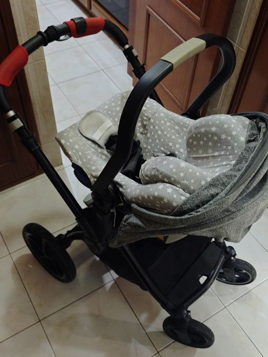 Carinho de bebê  três em um