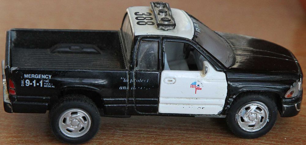 Машинка моделька Chrysler LLC 2014.Kinsmart.