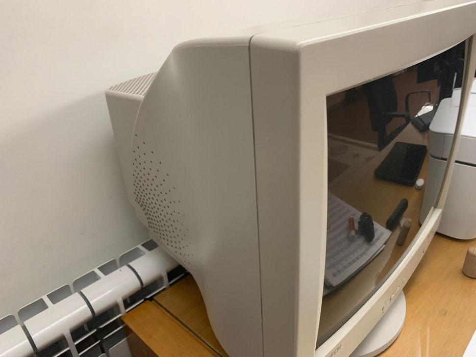 Selling computer monitor64586163392259121