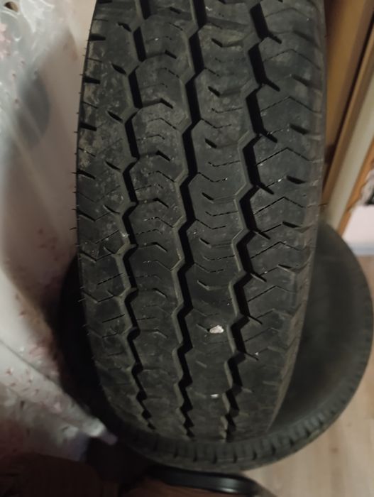 Резина 225.75.р16C Gallant  Gl-03