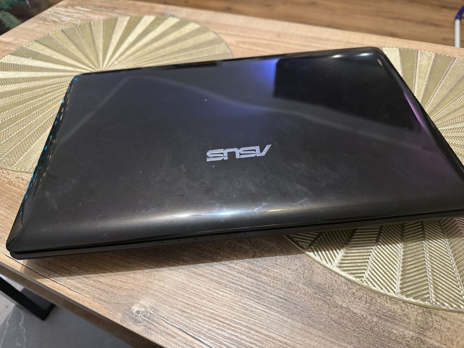 Laptop Asus K52J i5 4gb 320Gb Windows 10