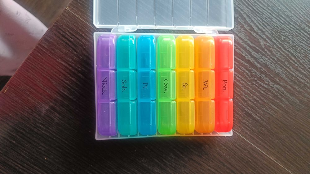 Pudełko/organizer na tabletki