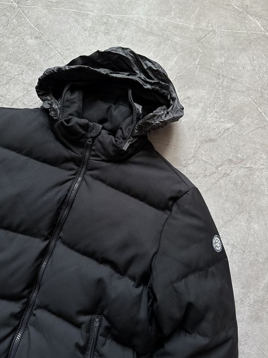 Мужской пуховик Armani jeans.