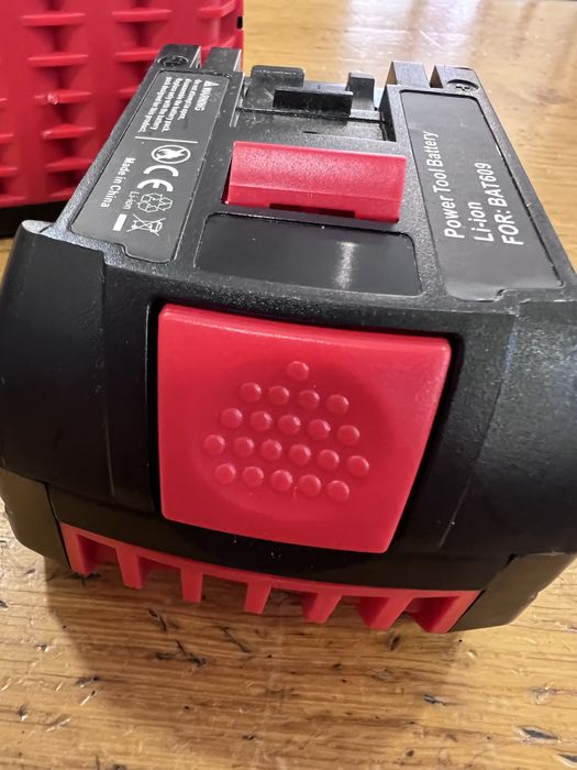 Bateria Bosch 18V 8.0Ah BAT609 - NOVO