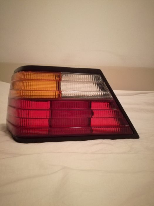 Farolim Mercedes,novo.200D,w124,esquerdo