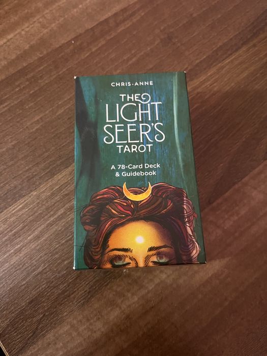 колода карт Таро Світлого Провидця (The Light Seer's Tarot).