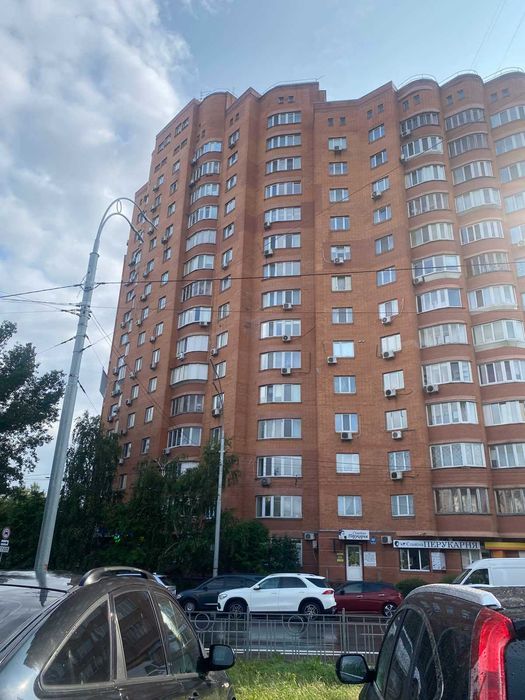 Продам 3к 107м пр- т Науки 62-А Бізнес Клас Ремонт Меблі Техника Цегла