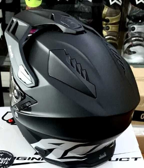 Capacete NOVO Airoh Commander Preto Mate (42% DESCONTO) Em S e M