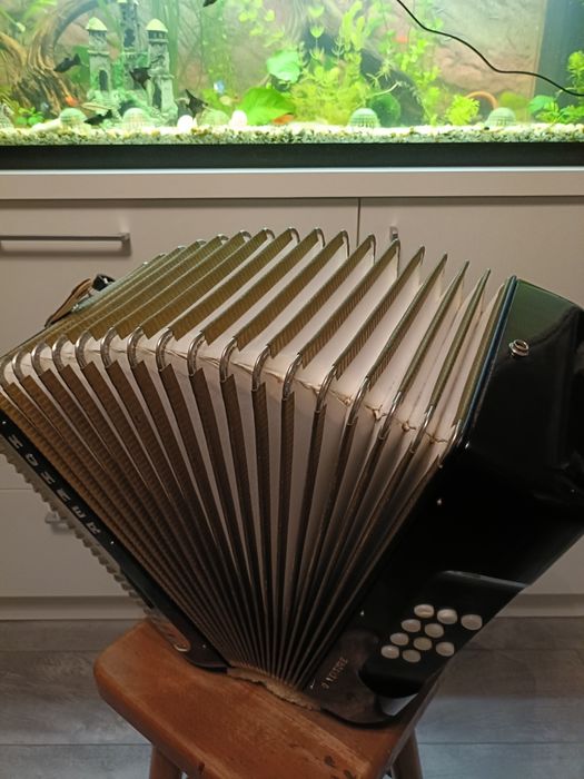 Akordeon Heligonka Hohner OUVERTURE