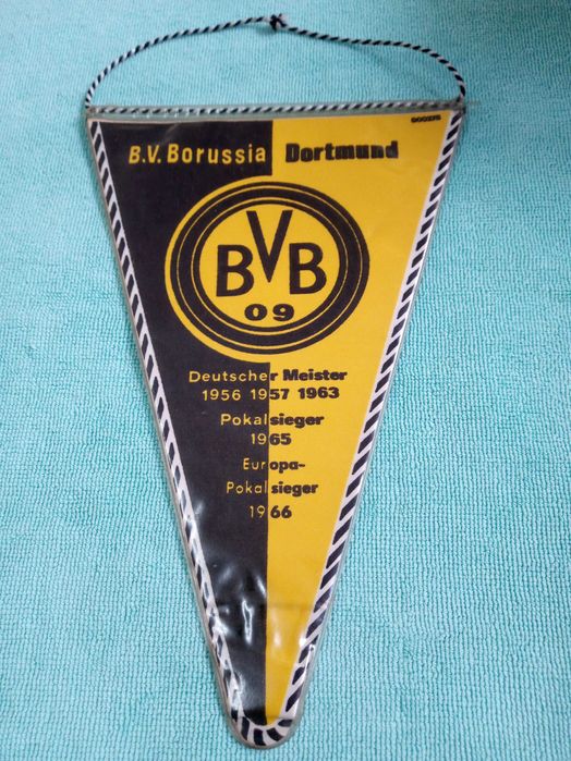 Galhardete antigo do Borussia Dortmund
