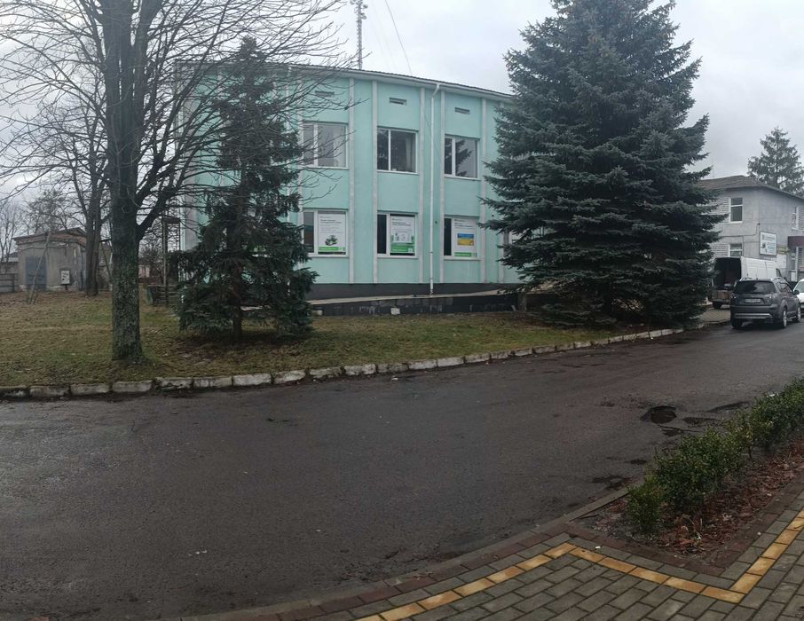 Приміщення відділення банку  площею 402.4 кв.м, Волинська обл.