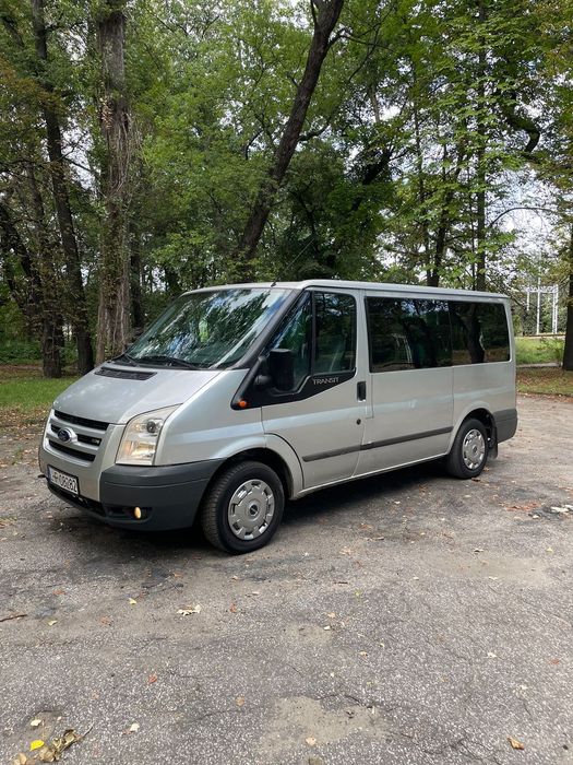 Ford Transit 2.2 TDCI 130KM 8 osób klima hak