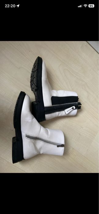 Buty damskie troche uzywane dlatego taka cenna