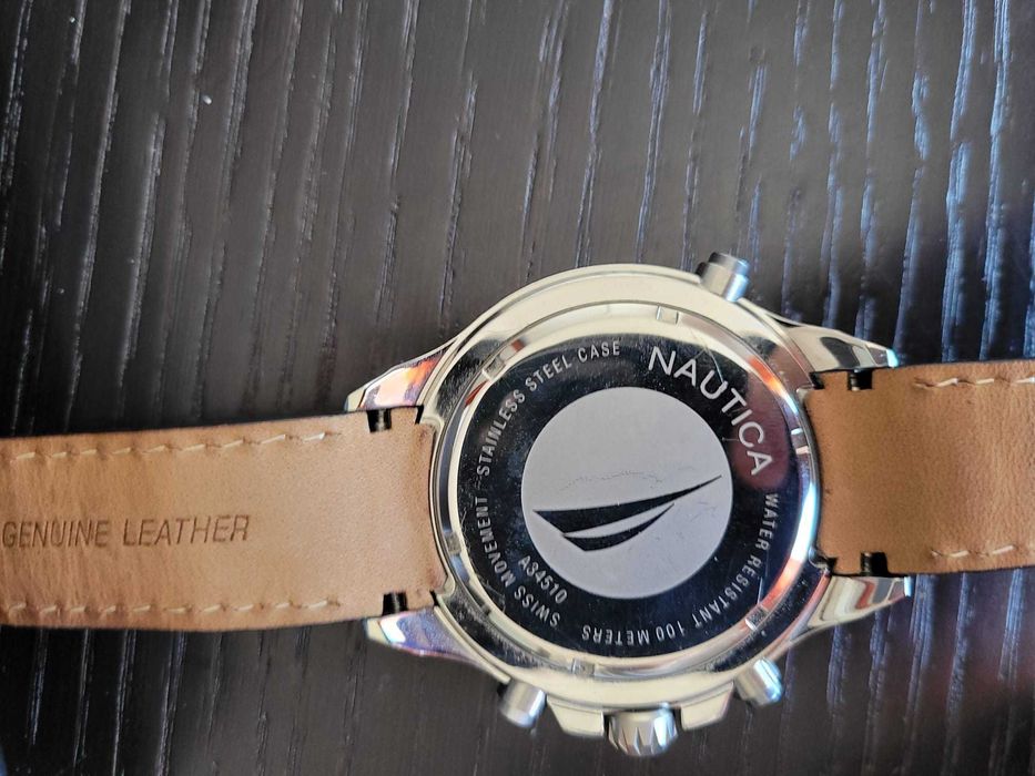 Relógio novo "Náutica"