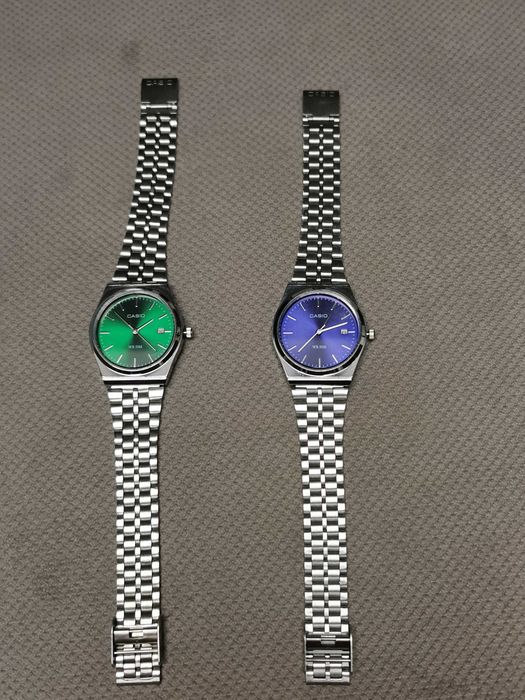 Zegarki casio zielony i granatowy