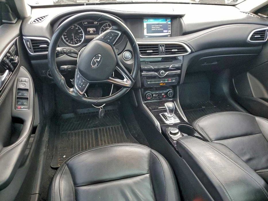 2017 Infiniti QX30 BASE