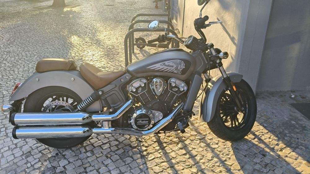 Indian Scout apenas 8 mil km
