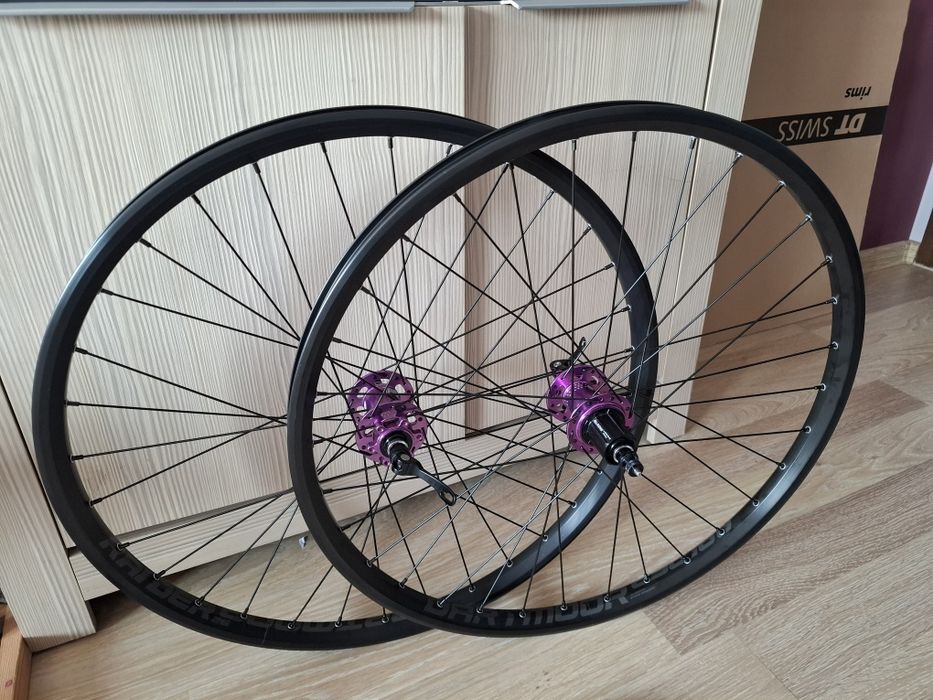 Nowe koła 26 dartmoor hassns purple maszynowe łozyska