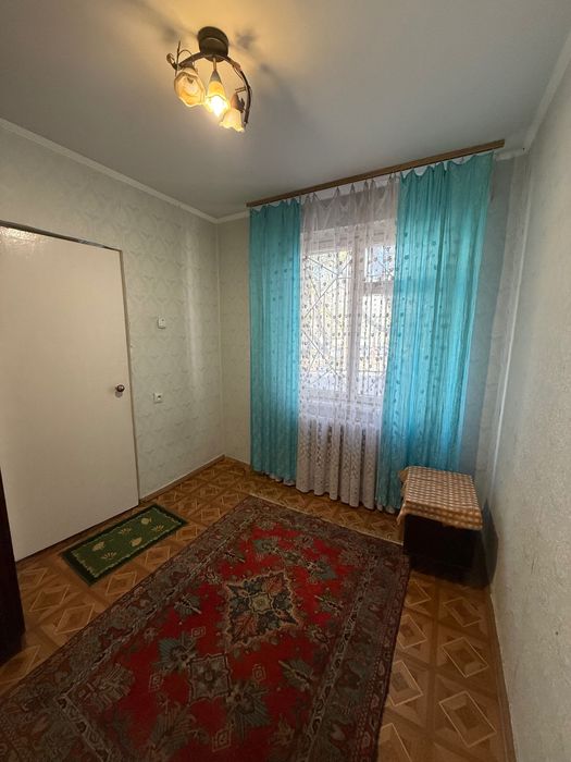 Продаю 3к квартиру у Центрі