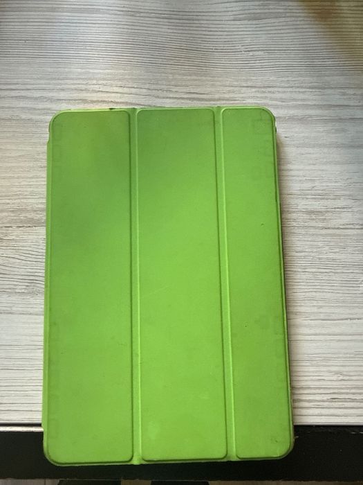 iPad mini 1 16GB Wi-Fi White у хорошому стані