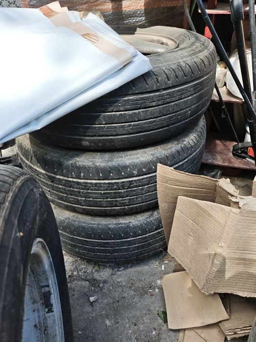 Запчастини до Опель сінтра