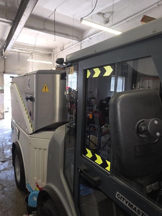 Zamiatarka Citymaster hako 1650 ze elektryk