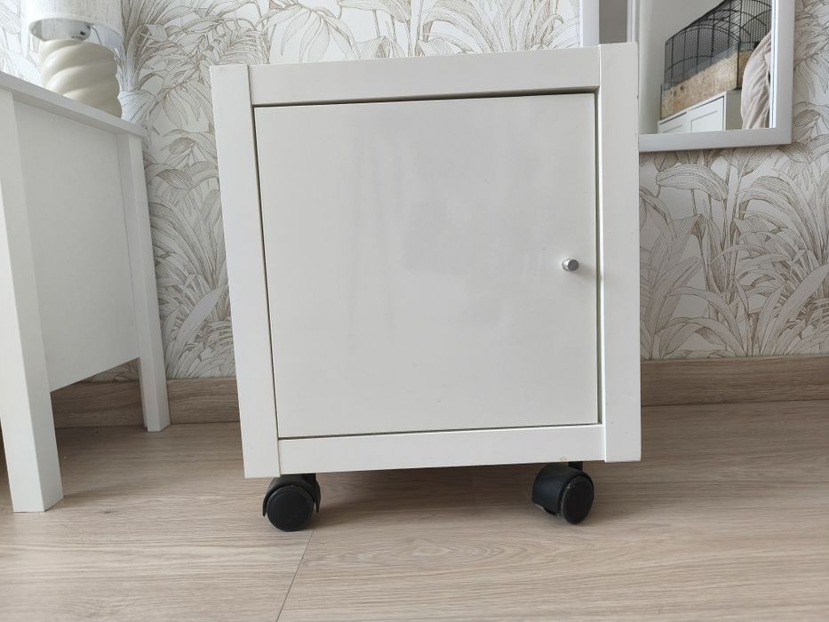 Kalax Jedno okienko z drzwiczkami na kolkach