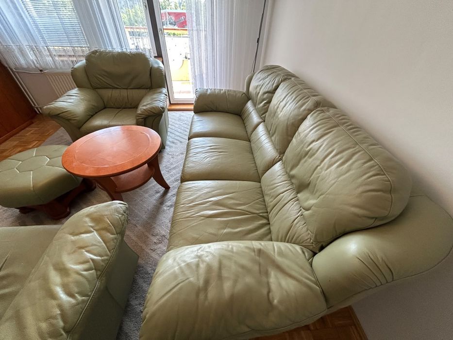 Oddam za darmo komplet mebli skórzanych