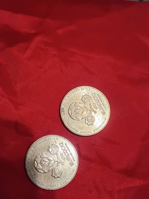 Монета одна гривня 50 копійок  копійка 1 гривна 50 копеек Украина