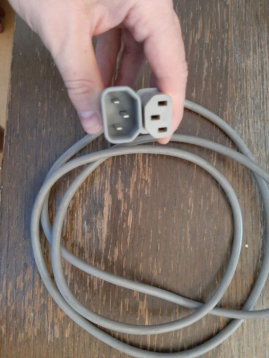 Кабель питания C13 - C14 1.8 метра