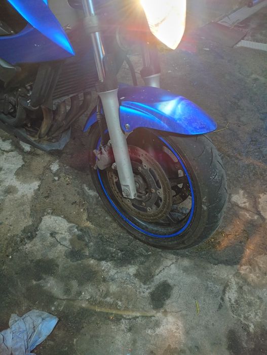 Vendo Yamaha XJ6 de 2011