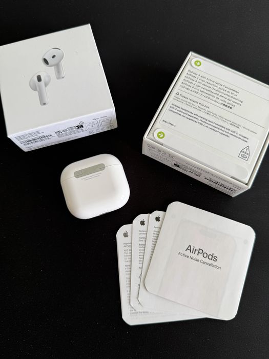 Słuchawki AirPods 4 ANC