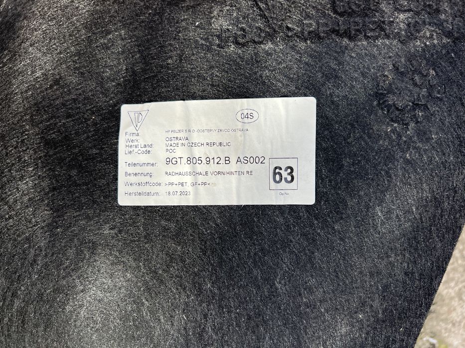 Nadkole tylne Porsche 911 992 GT3