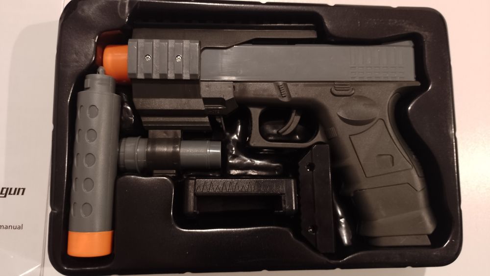 AR-GAMEpistolet doGier w wirtualnej rzeczywistości