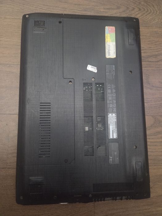 Acer Aspire E5-576 I3 gen 8 / 8GB / 120GB / WIN  11 / 15.6 cala