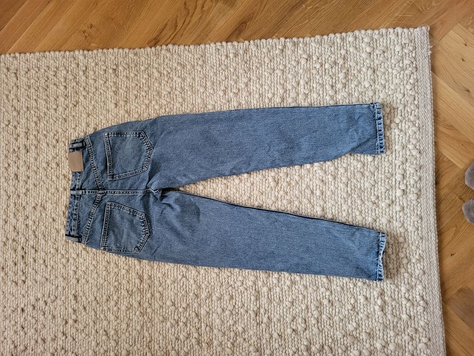 Spodnie jeansy momfit nowe