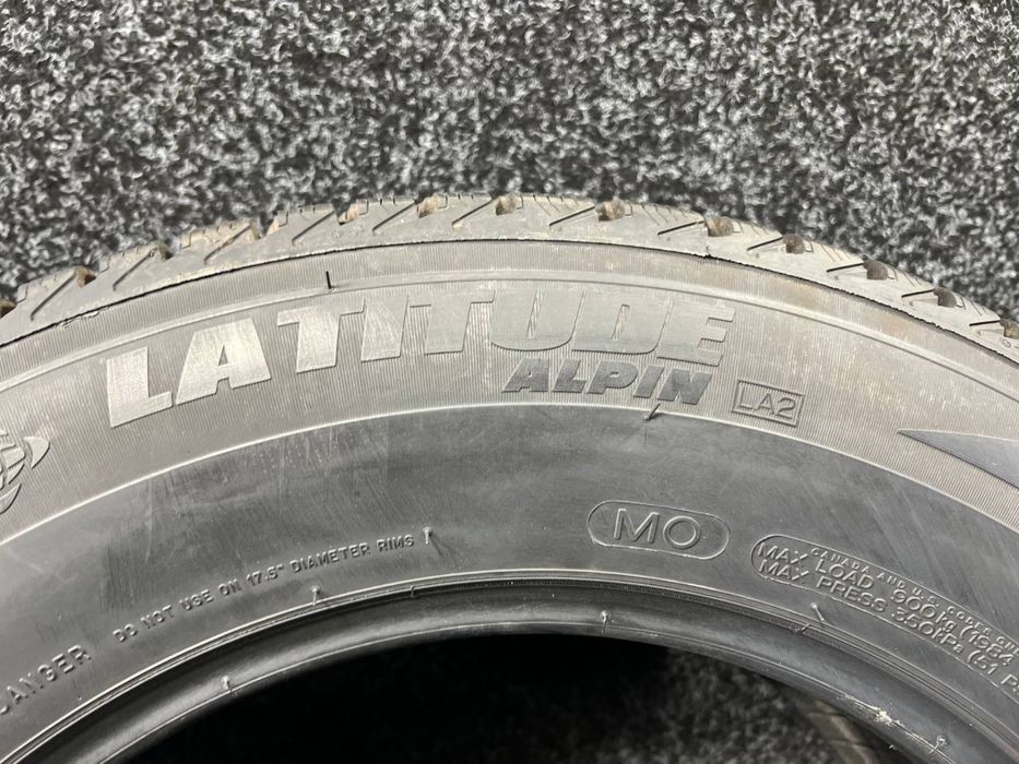Michelin 235/65R17 Latitude Alpin LA2