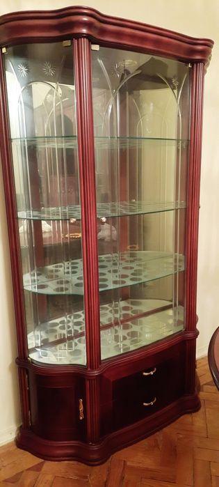 Cristaleira - Móvel