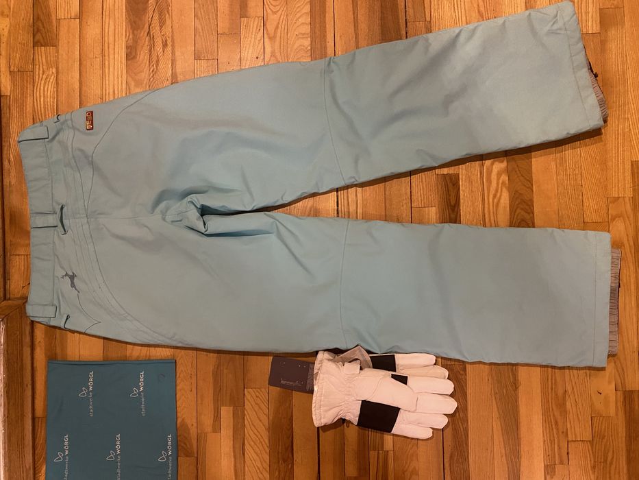 Костюм лижний жіночий S-M  балаклава+рукавиці в ідеальн стані