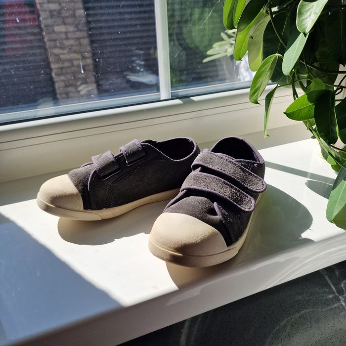 Оригінальні кеди zara