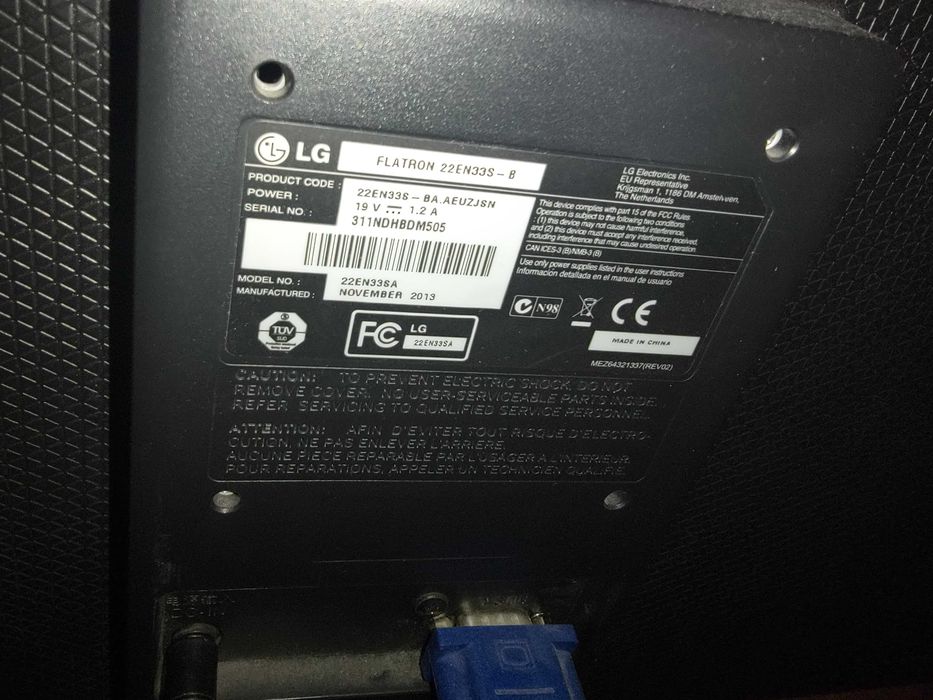 Monitor LG Flatron 22EN33 22" Full HD – Stan świetny, matowa matryca