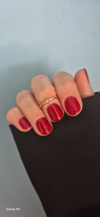 Mobilne paznokcie, hybrydy, żele